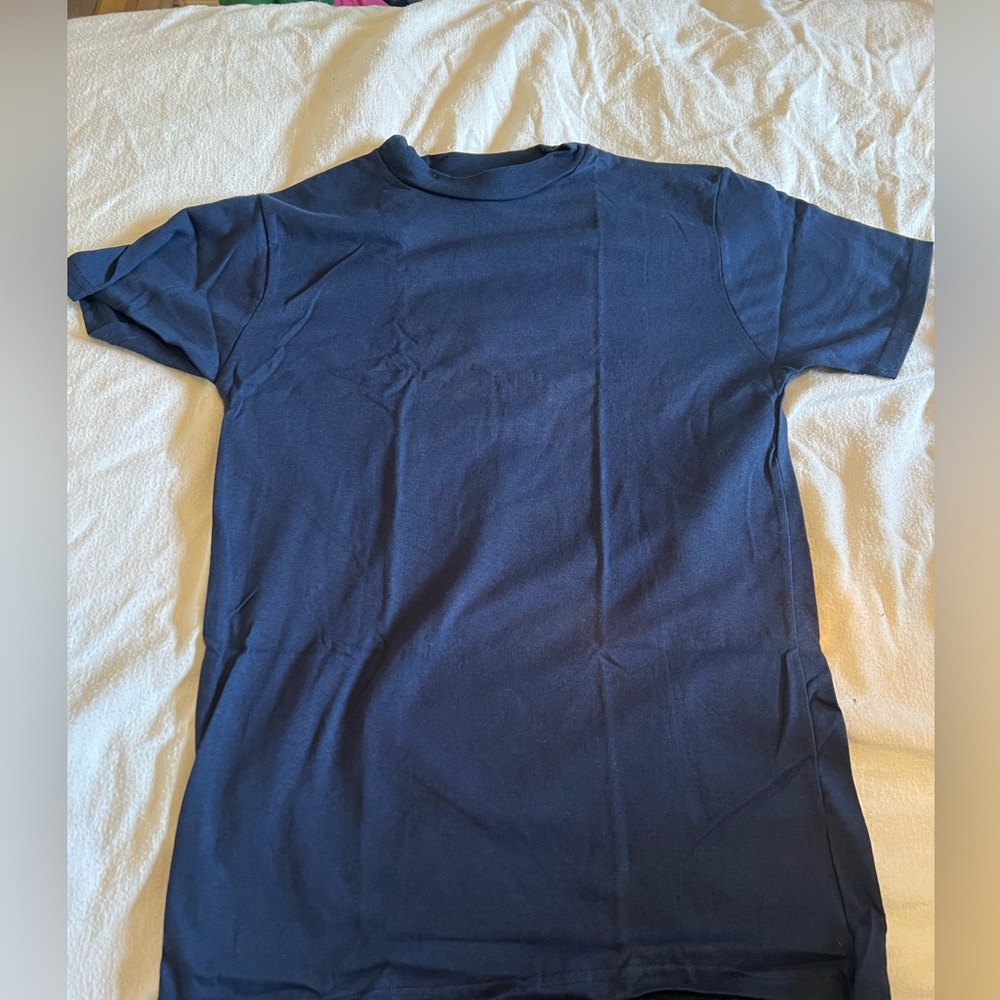 Mens Small Navy T-shirt